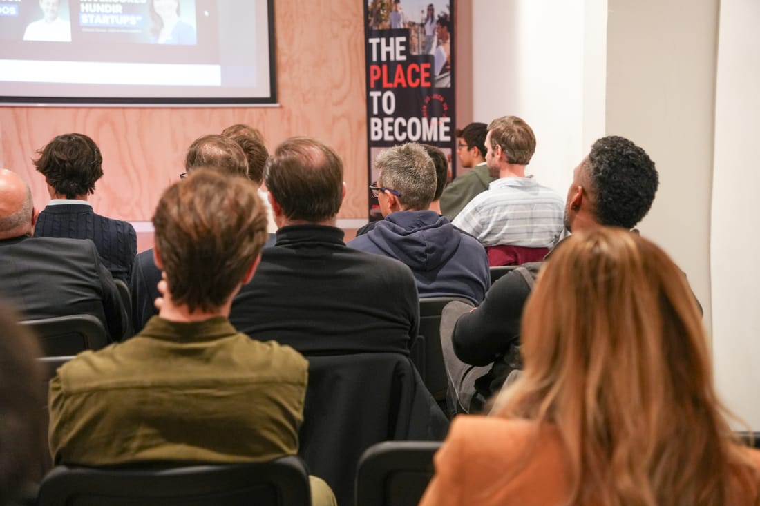 Presentación de una startup ante inversores en un evento de Nexen Capital